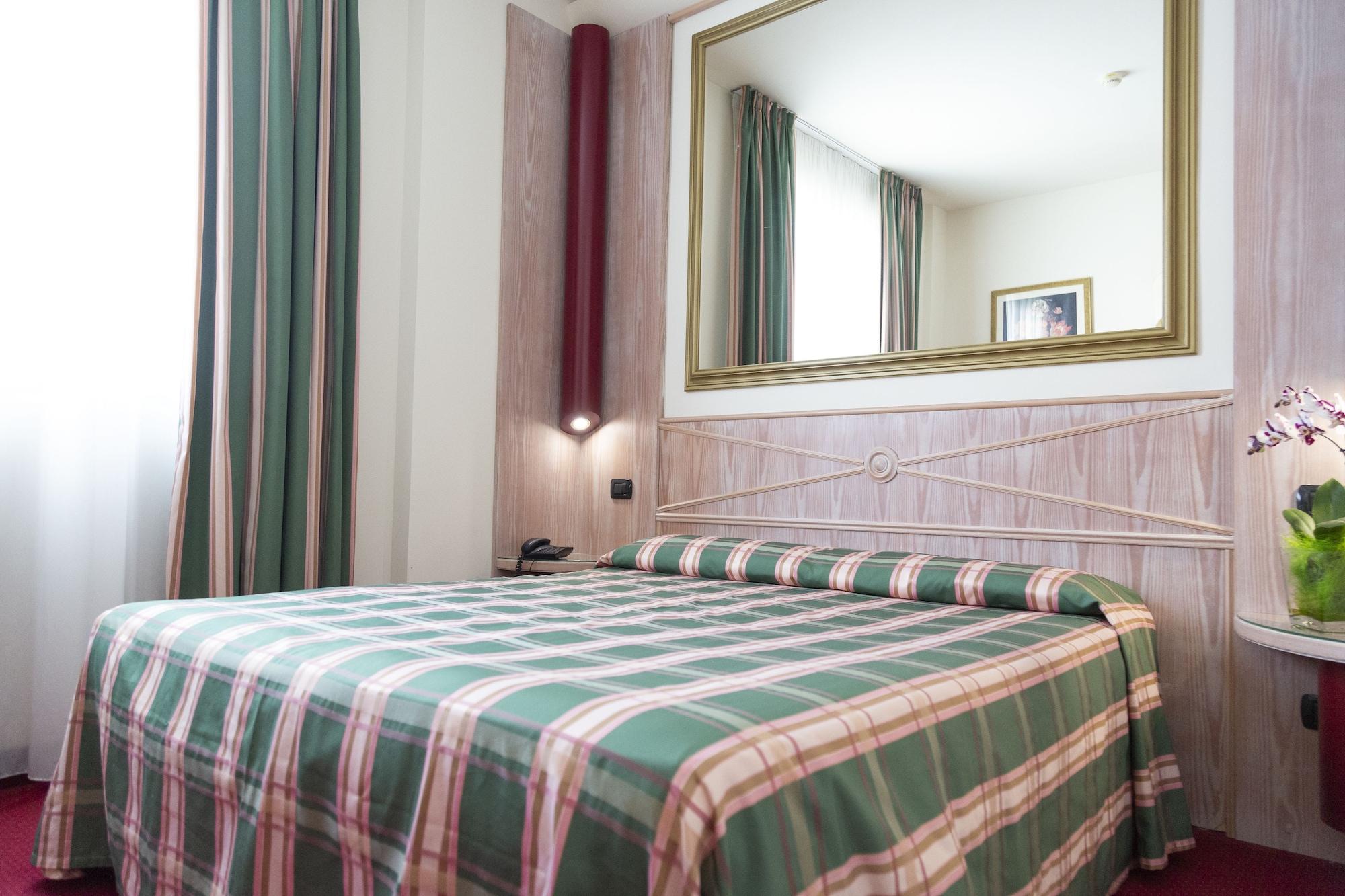 iH Hotels Milano St. John Sesto San Giovanni Buitenkant foto